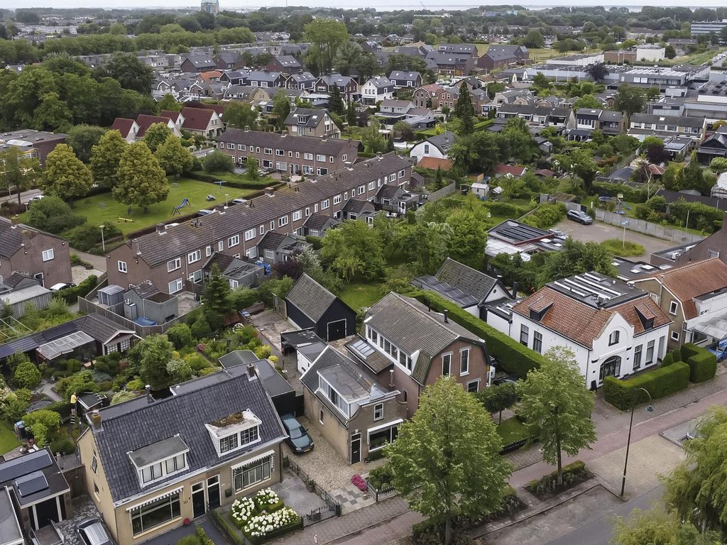 Rijksstraatweg 154, HELLEVOETSLUIS