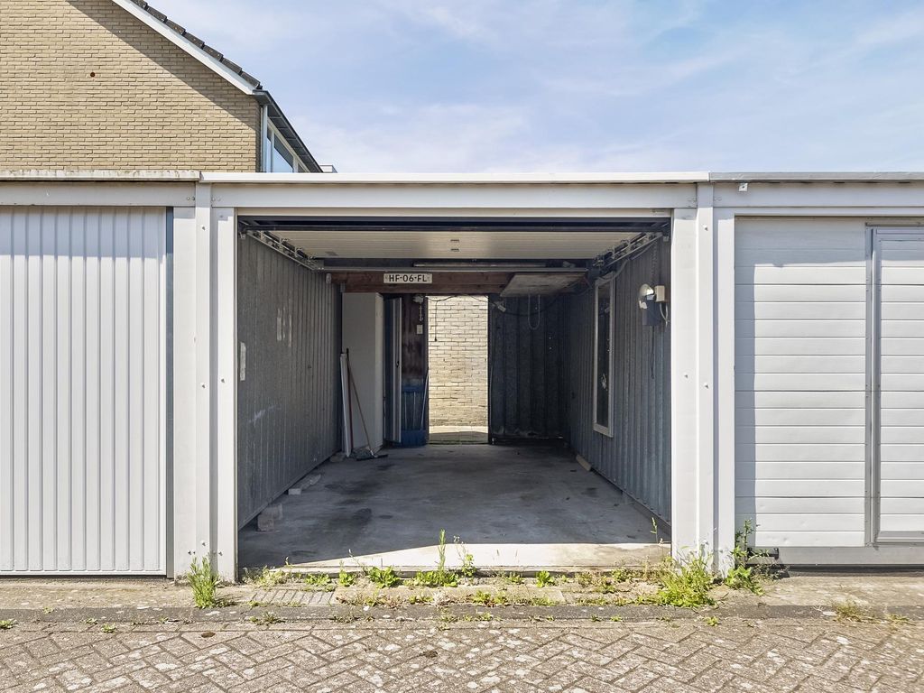 Jacob Catsstraat 18, HELLEVOETSLUIS