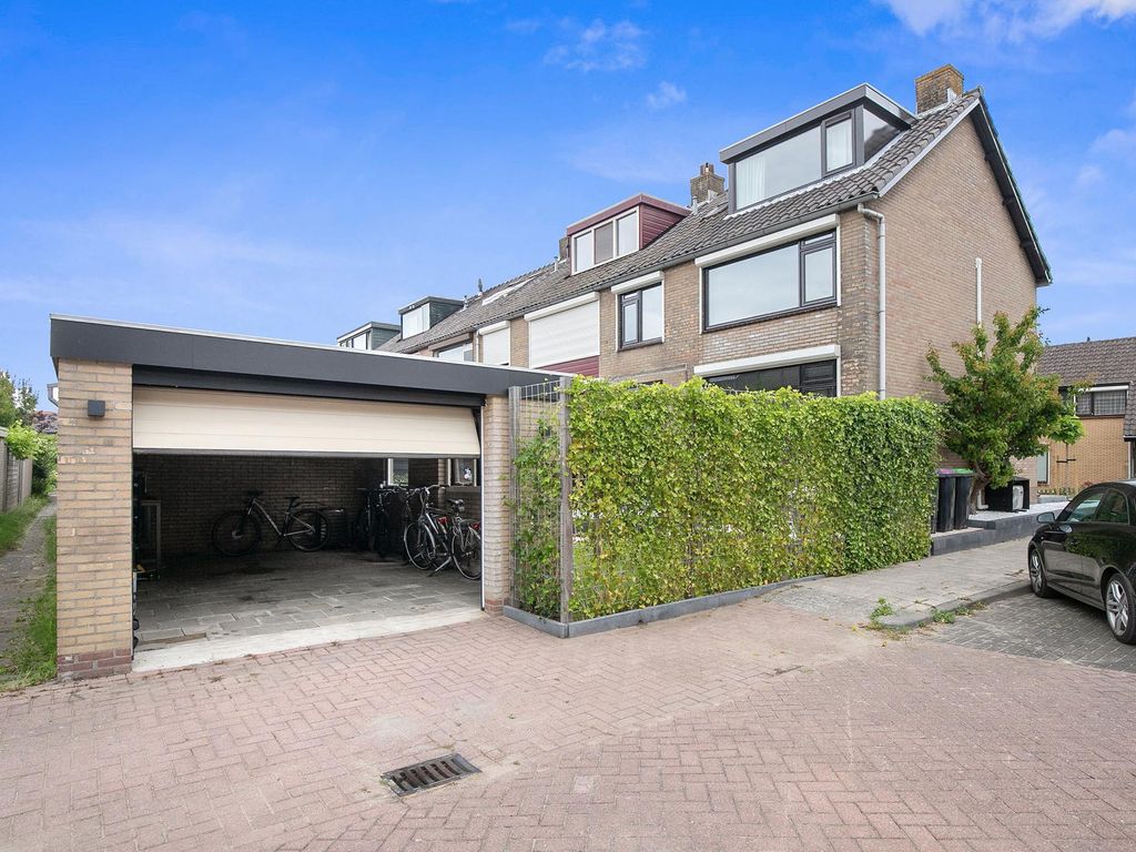 Mr J R Thorbeckestraat 10, ZUIDLAND