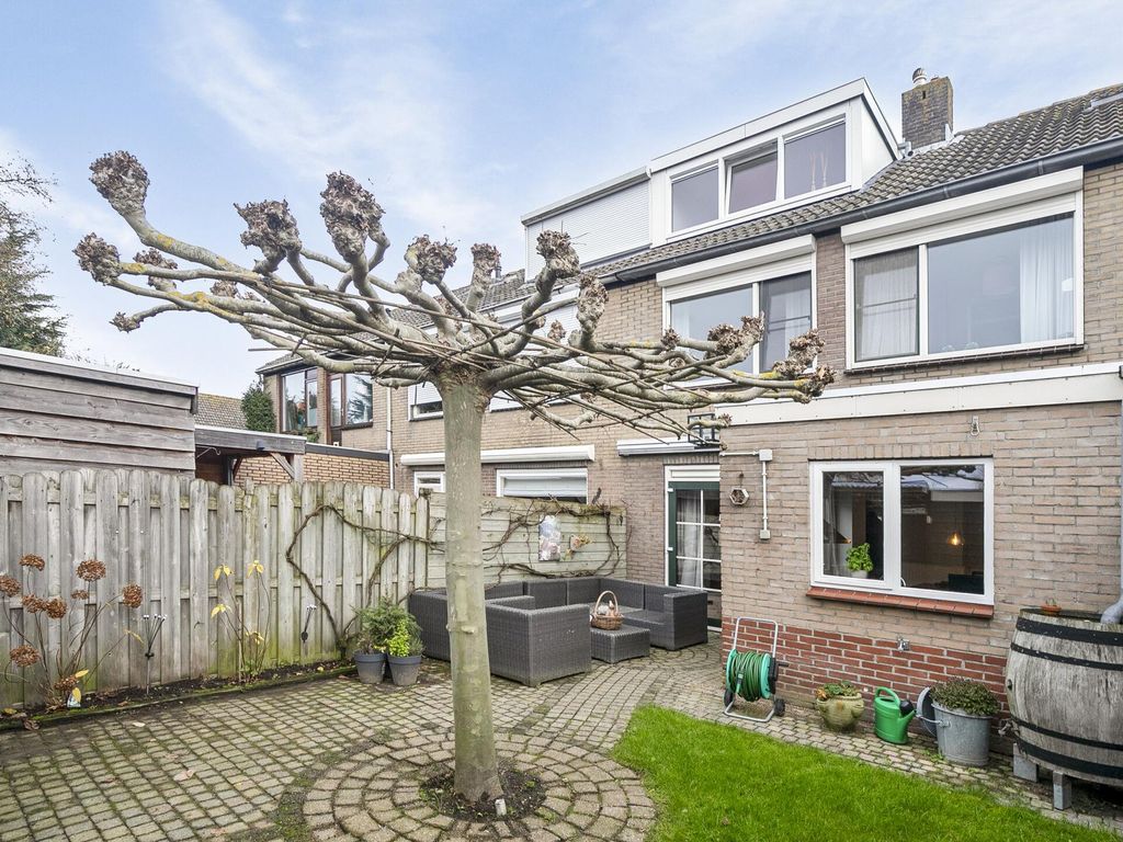 Beatrixstraat 6, OUDENHOORN