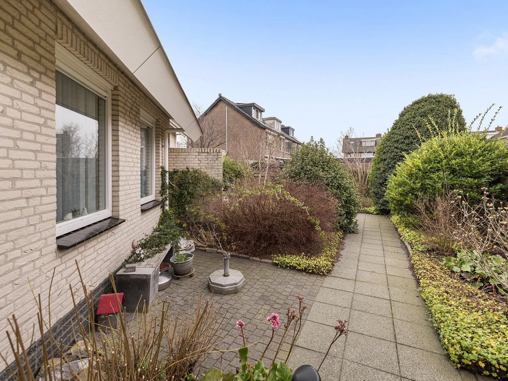 Lijnzaadstraat 1, ZUIDLAND