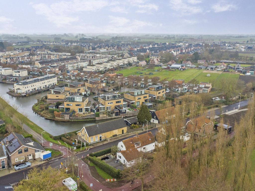 Stationsweg 20, ZUIDLAND