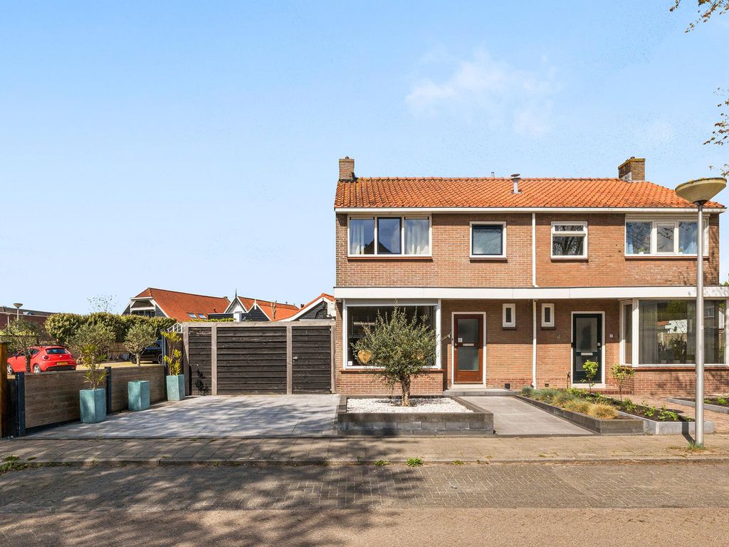 Mr P J Oudweg 4, ZUIDLAND