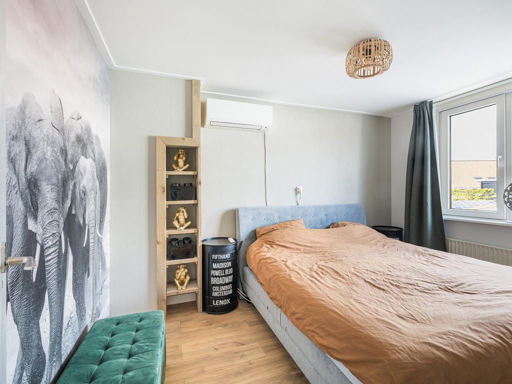 Mr P J Oudweg 4, ZUIDLAND