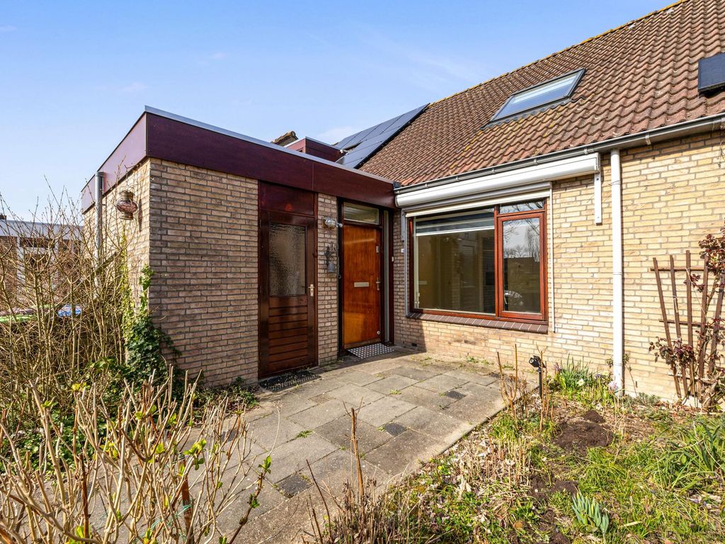 Julianastraat 4, ZUIDLAND