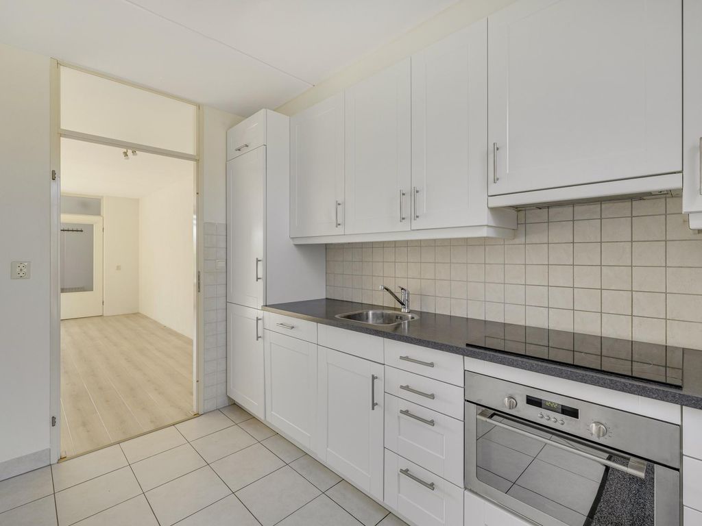 Julianastraat 4, ZUIDLAND