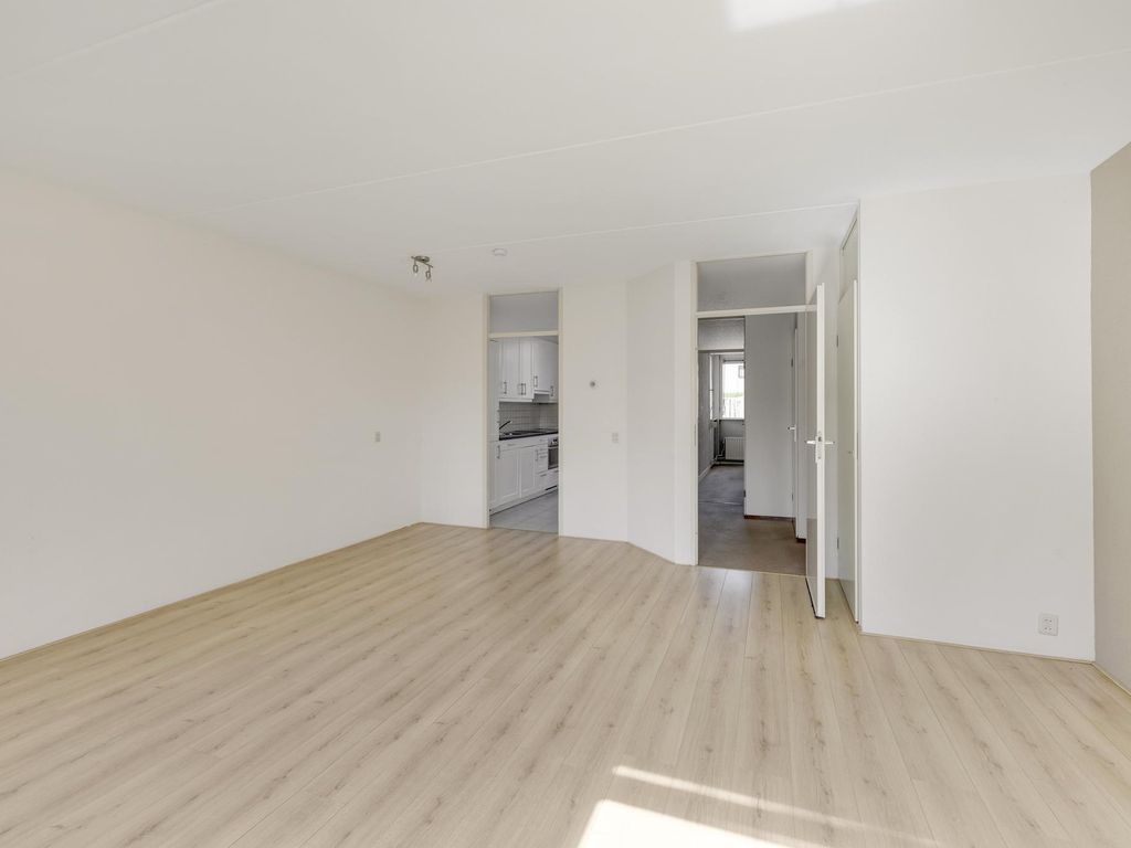 Julianastraat 4, ZUIDLAND