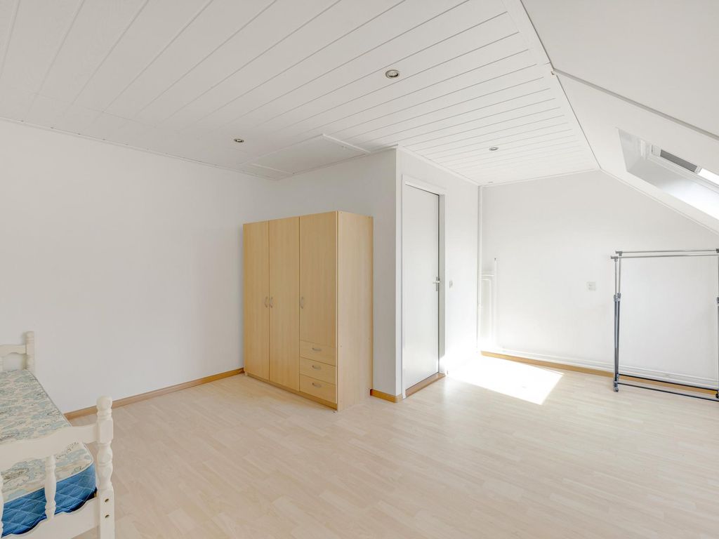 Julianastraat 4, ZUIDLAND