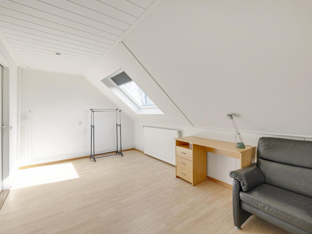 Julianastraat 4, ZUIDLAND