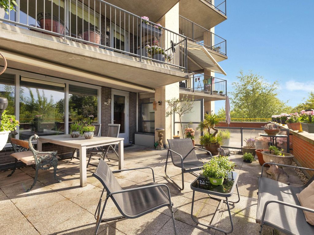 Etudestraat 47, HELLEVOETSLUIS