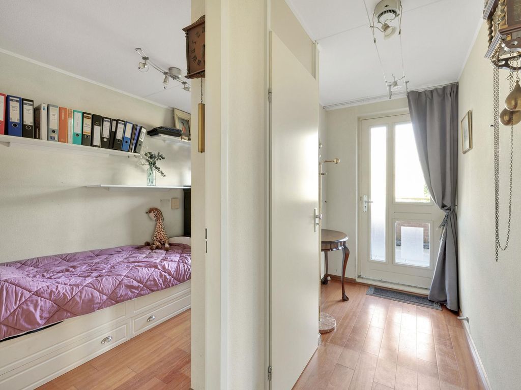 Etudestraat 47, HELLEVOETSLUIS