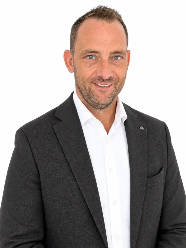 Antoon van den Broek