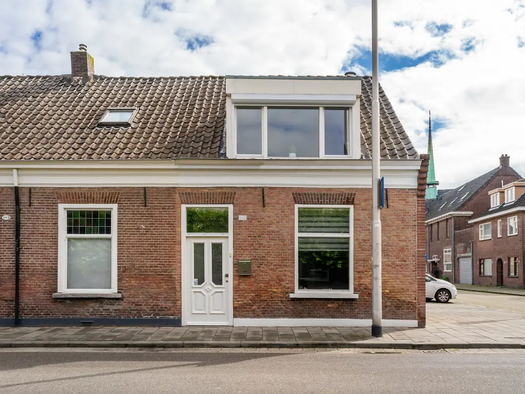 Hoefstraat 104, TILBURG