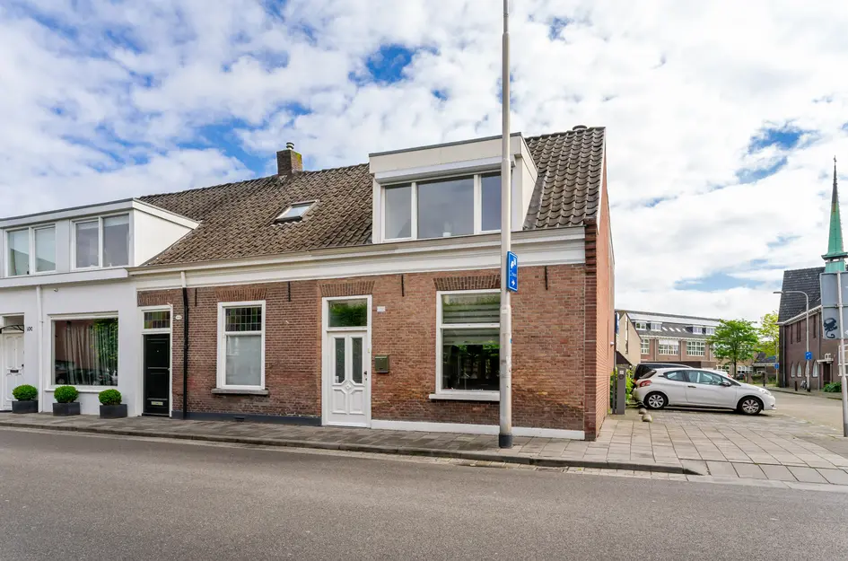 Hoefstraat 104