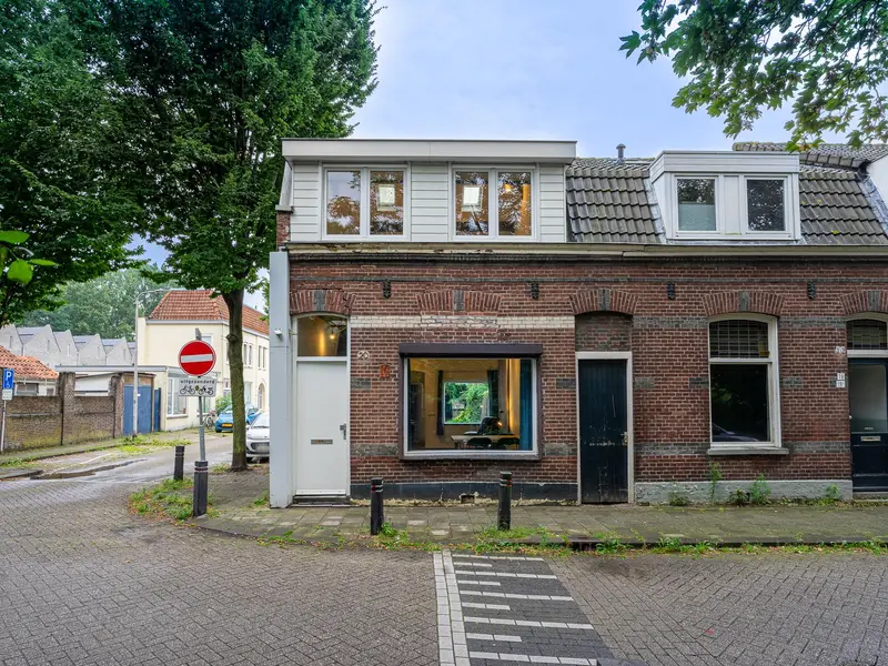 Zuid-Oosterstraat 20, TILBURG