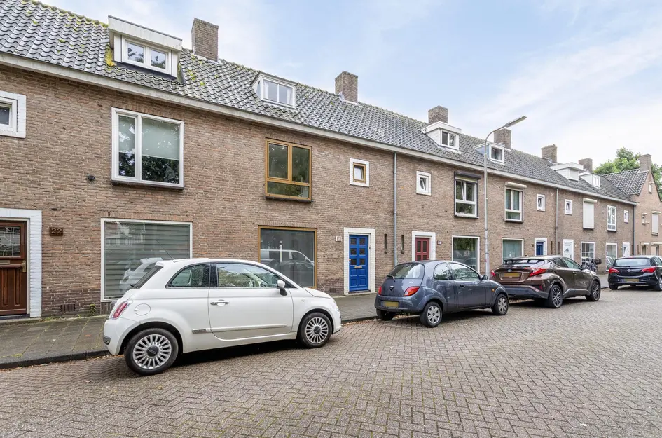 Danie Theronstraat 24