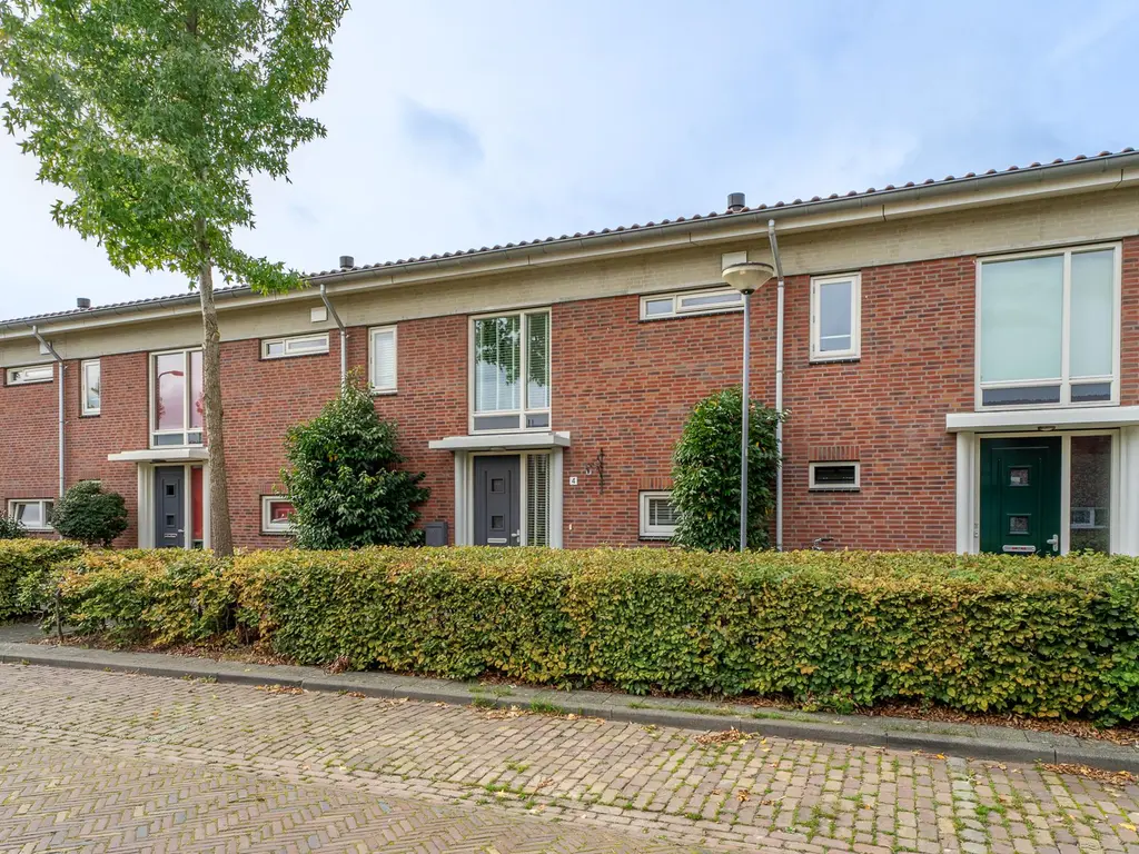 Van Oldenbarneveltstraat 4, BREDA