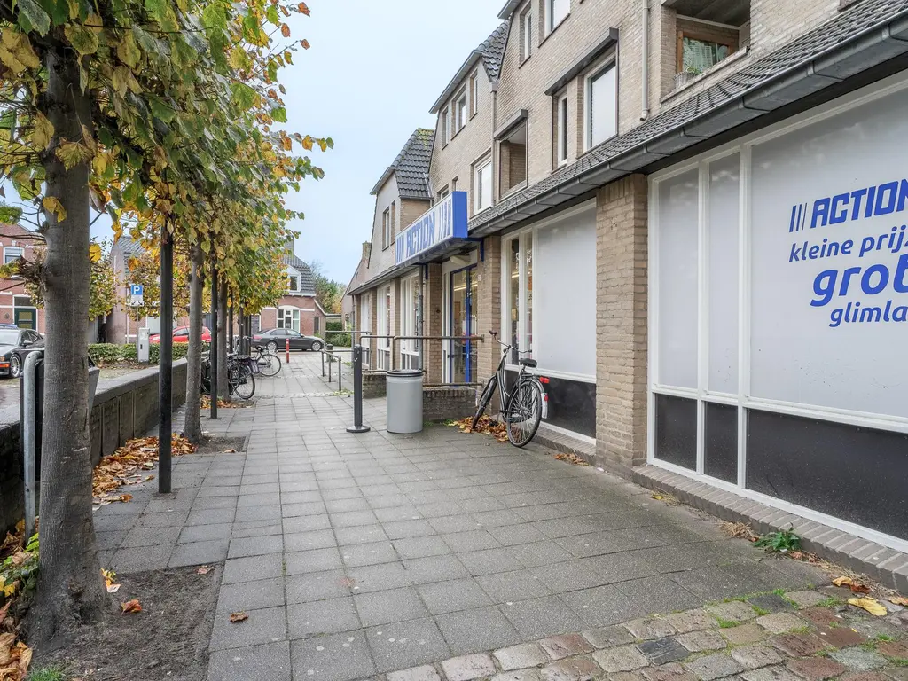 Steenakkerplein 18, GILZE