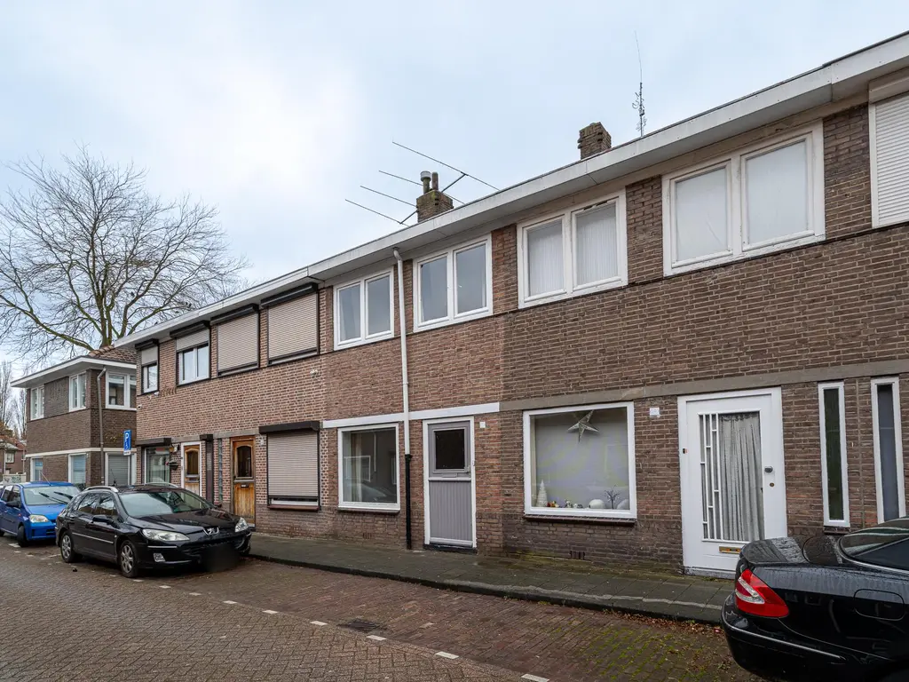 Bloemfonteinstraat 8, TILBURG