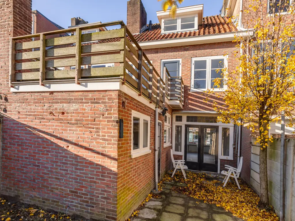 Lovensestraat 80, TILBURG