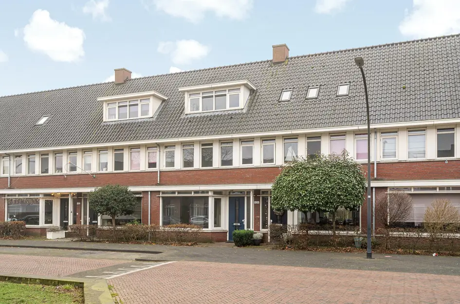 Valkenswaardstraat 84