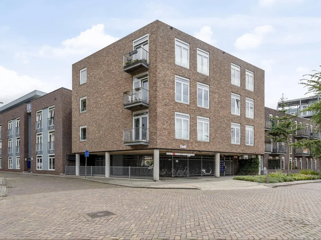 Gardiaanhof 41, TILBURG