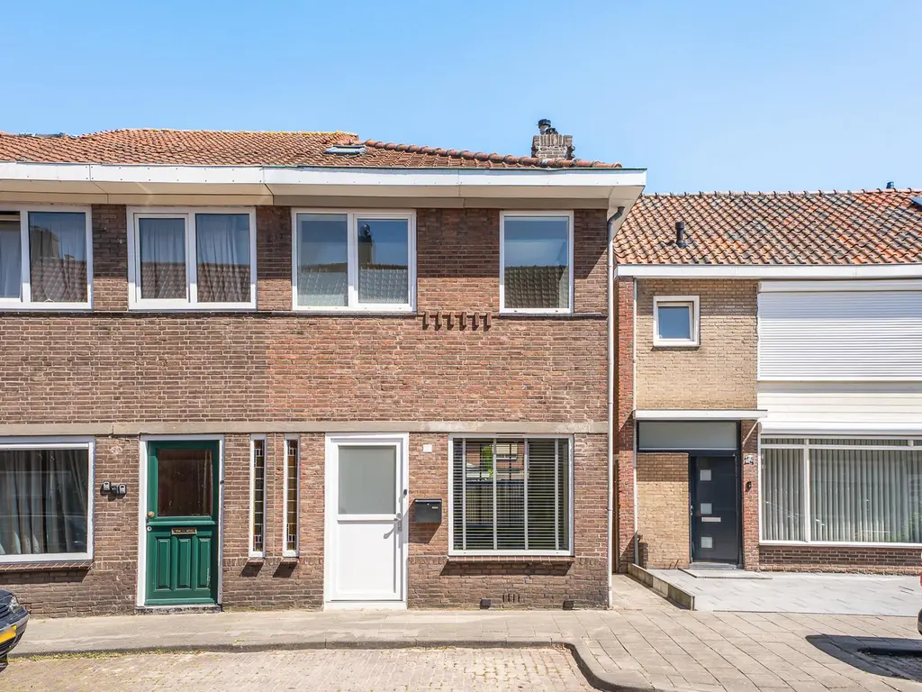 Bloemfonteinstraat 22, TILBURG