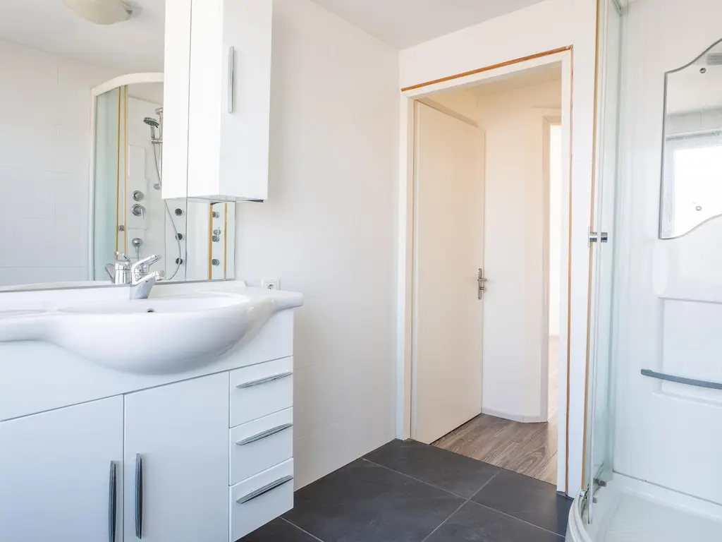 Bloemfonteinstraat 22, TILBURG