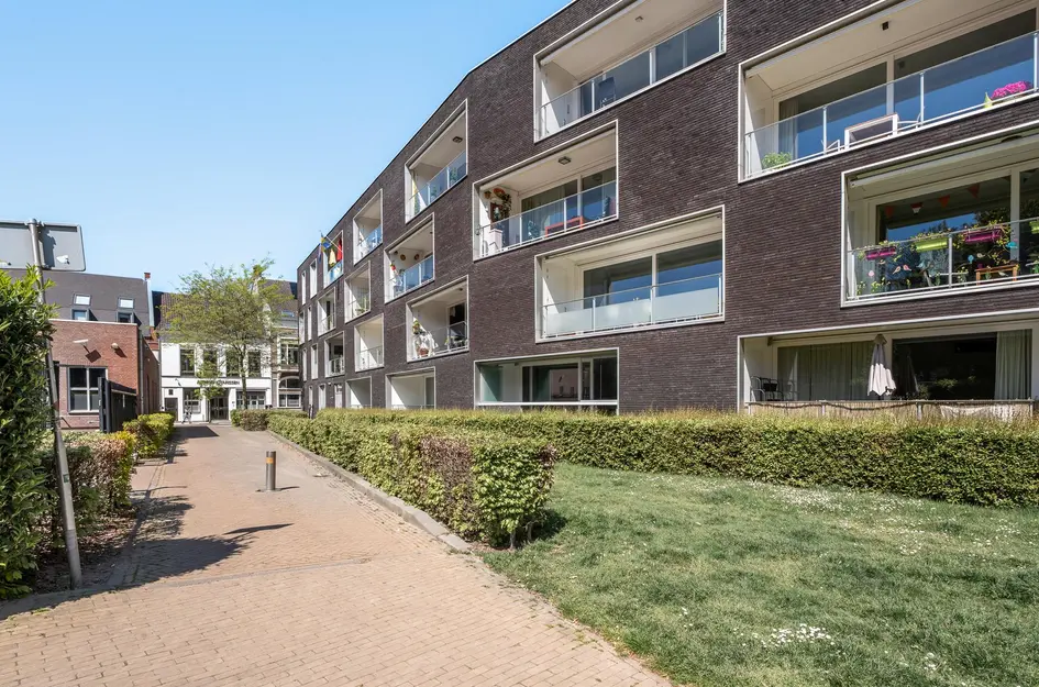 Stationsstraat 24 04