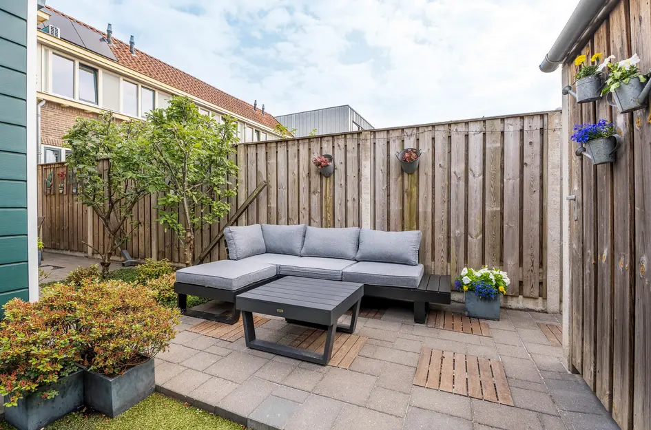 Veestraat 91