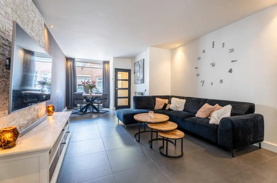 Outshoornstraat 61
