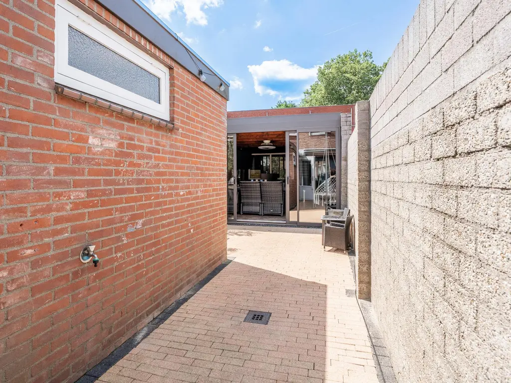 Outshoornstraat 61, TILBURG