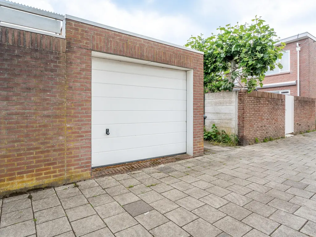 Mokmerstraat 20, TILBURG