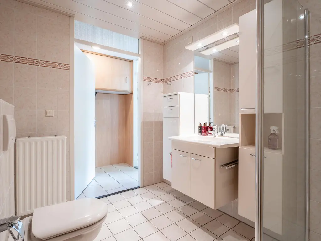 Ter Hoogestraat 52, BREDA