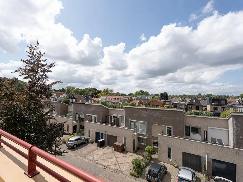 Ter Hoogestraat 52, BREDA