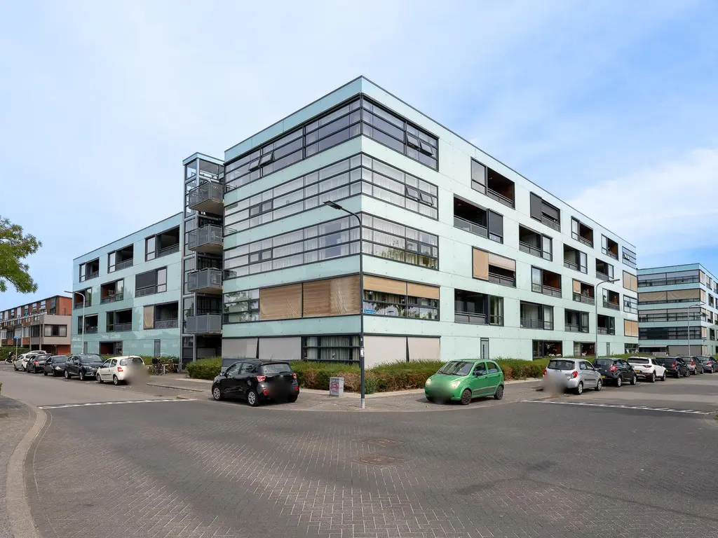 Waterviolier 30, BREDA