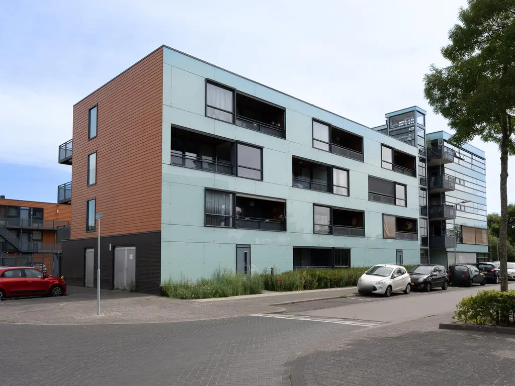 Waterviolier 30, BREDA