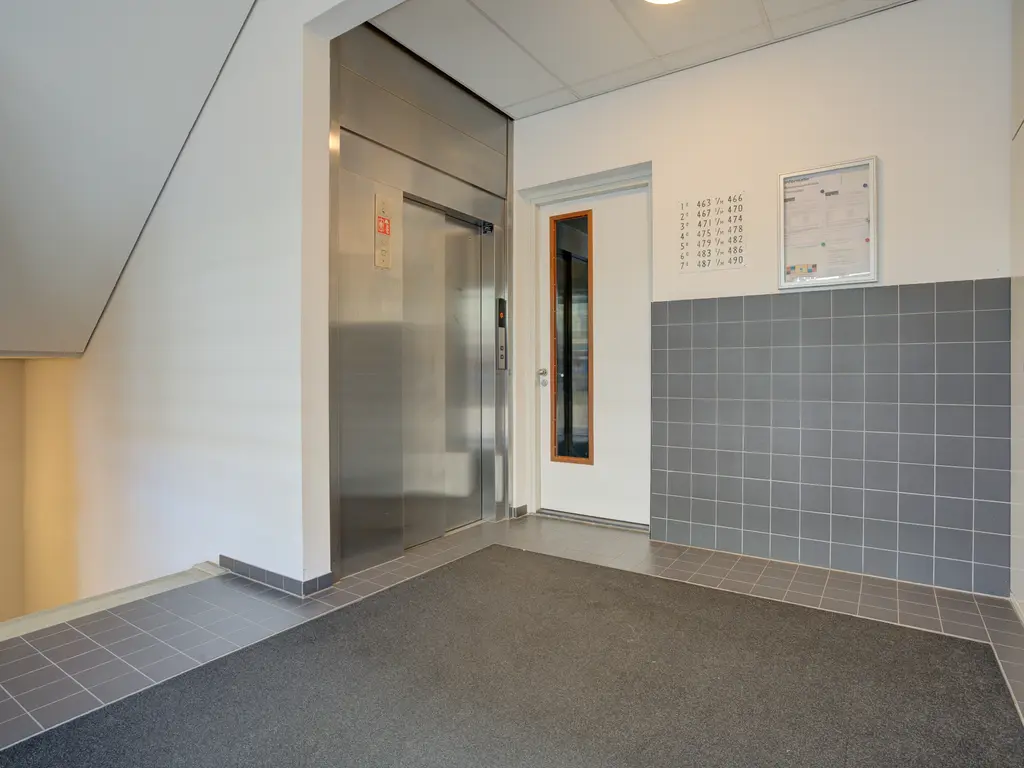 Professor de Moorplein 470, TILBURG