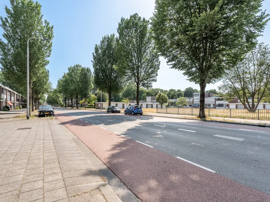 Professor de Moorplein 470, TILBURG