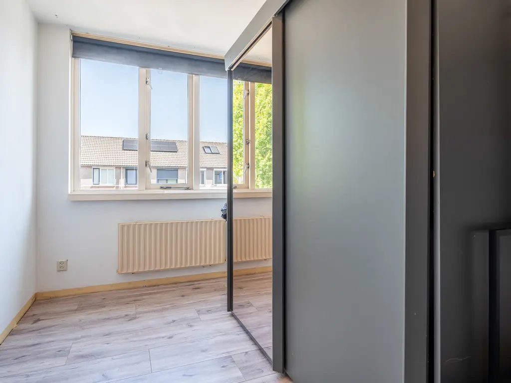 Kruiningenstraat 73, TILBURG