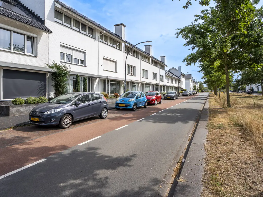 Koolhovenlaan 35, TILBURG