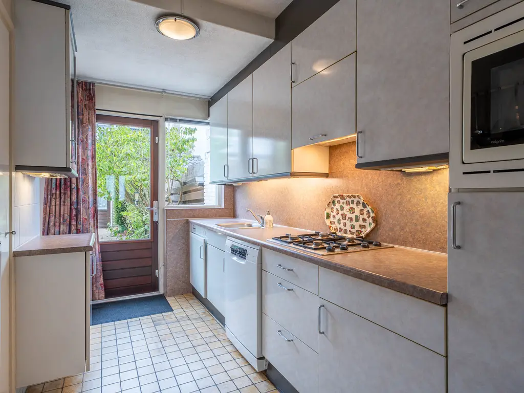 Doenradestraat 83, BREDA