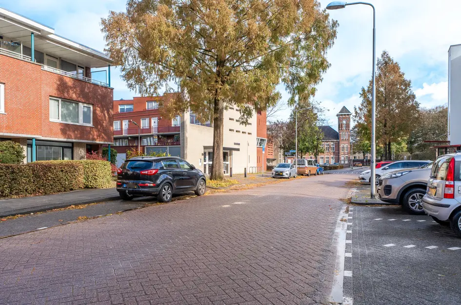 Henriette Ronnerstraat 17