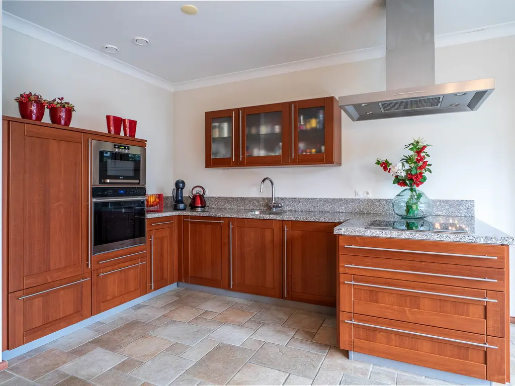 Varsseveldstraat 143, TILBURG