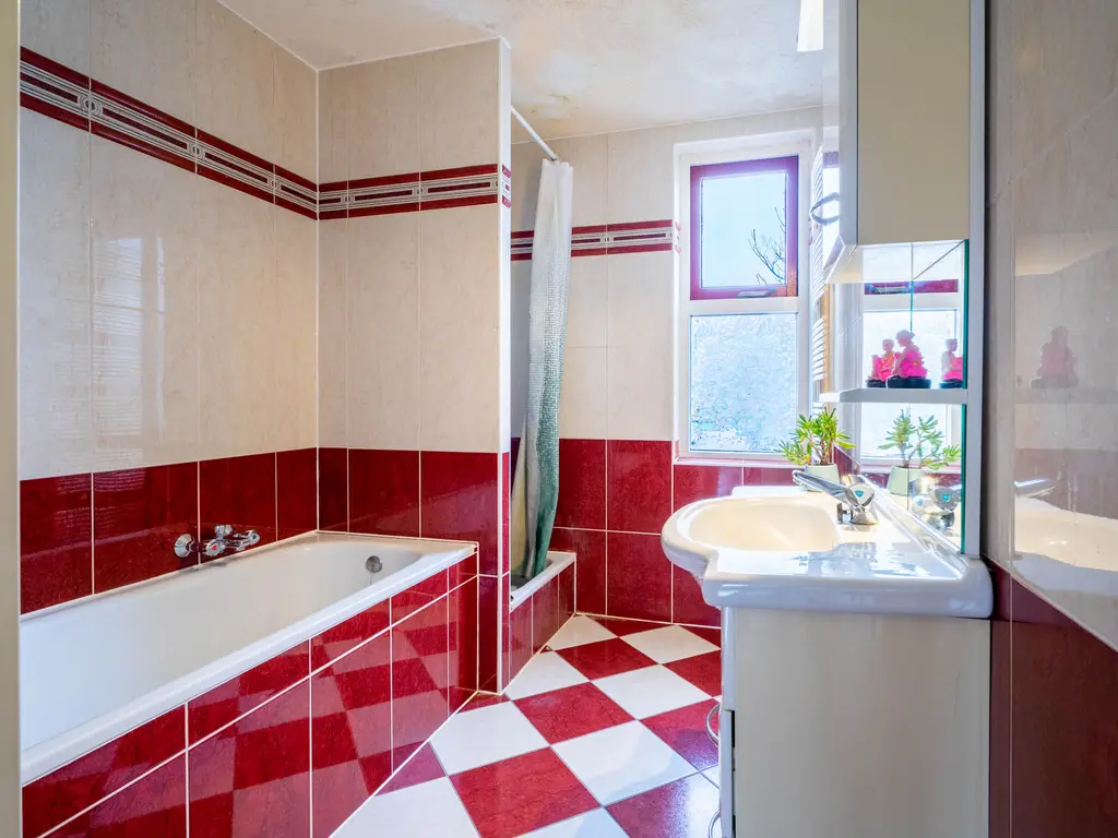 Heksenwiellaan 135, BREDA