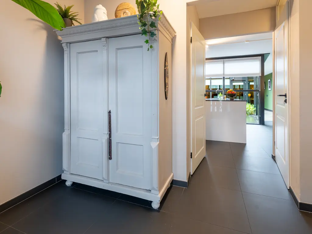 Waterweegbree 26, BREDA