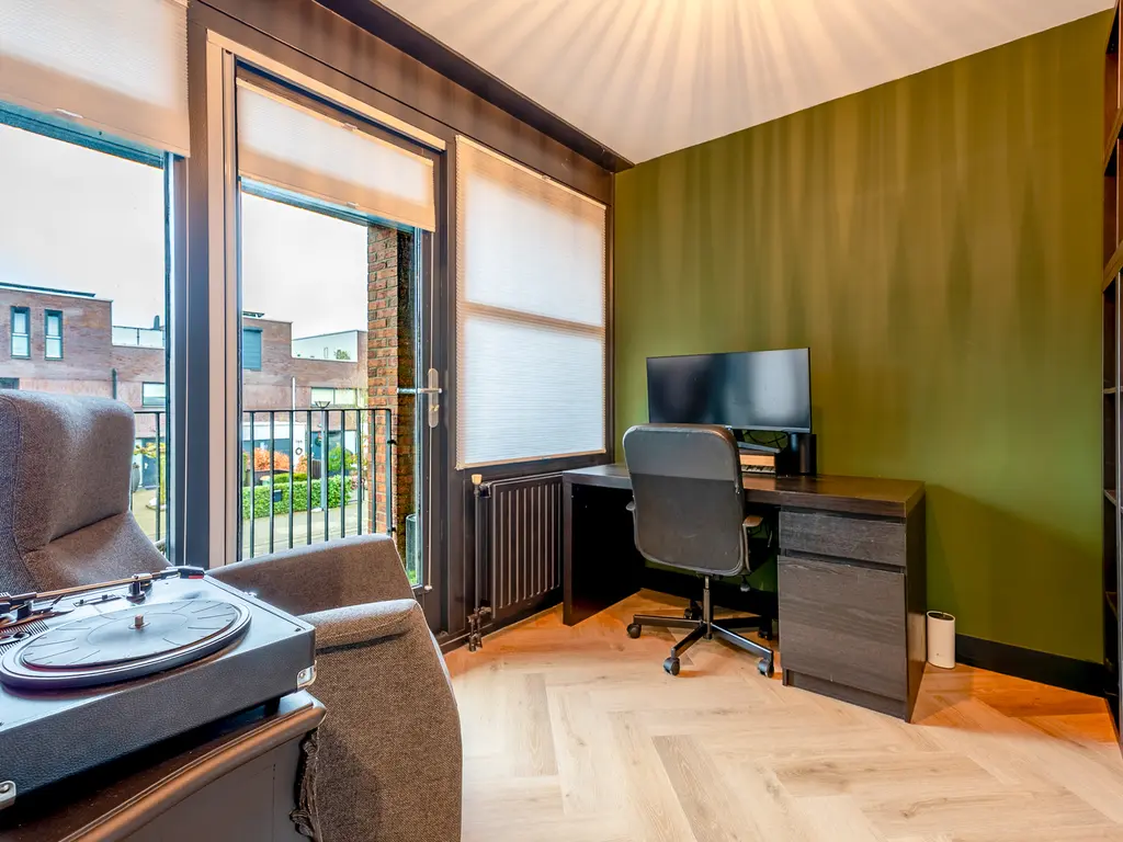 Waterweegbree 26, BREDA