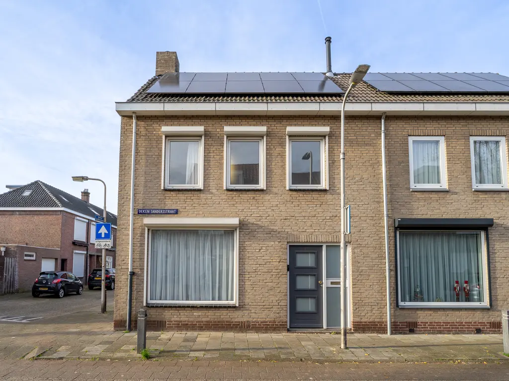 Deken Sandersstraat 33, TILBURG