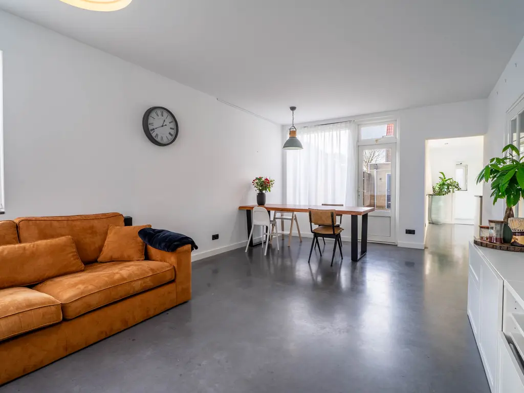 Deken Sandersstraat 33, TILBURG