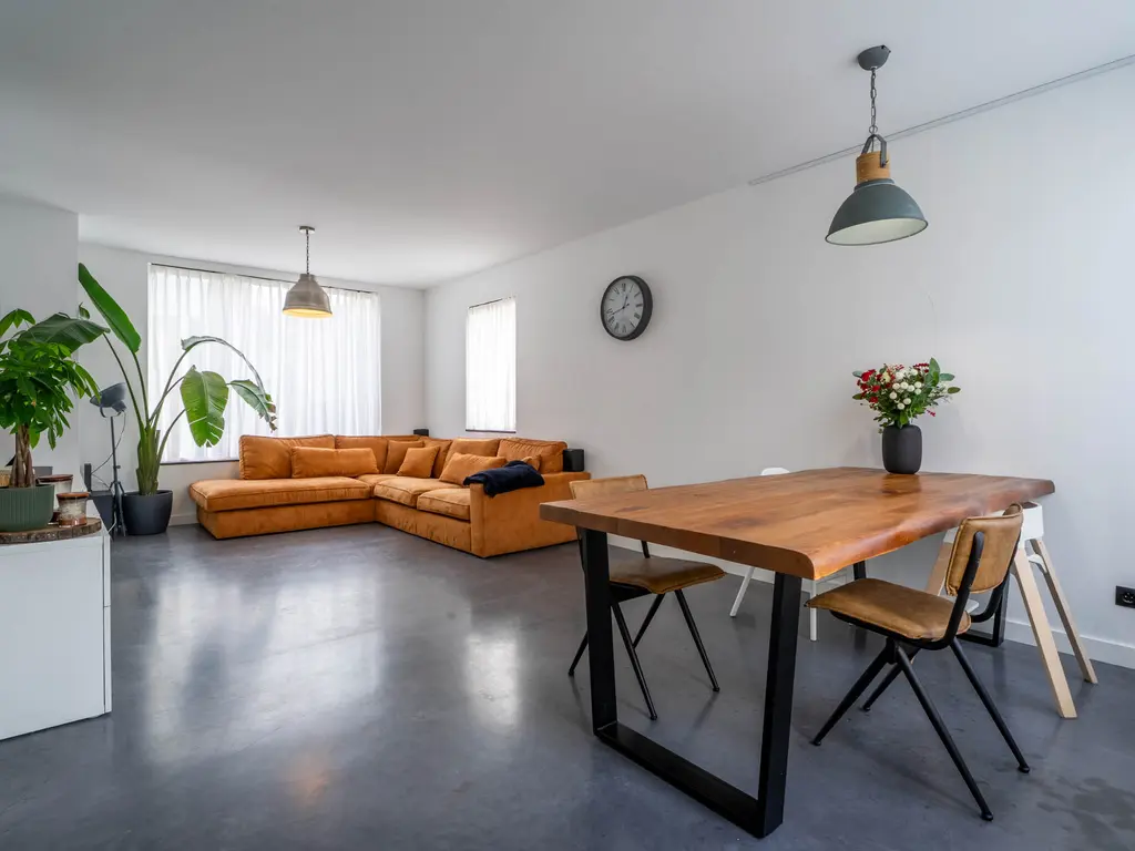 Deken Sandersstraat 33, TILBURG